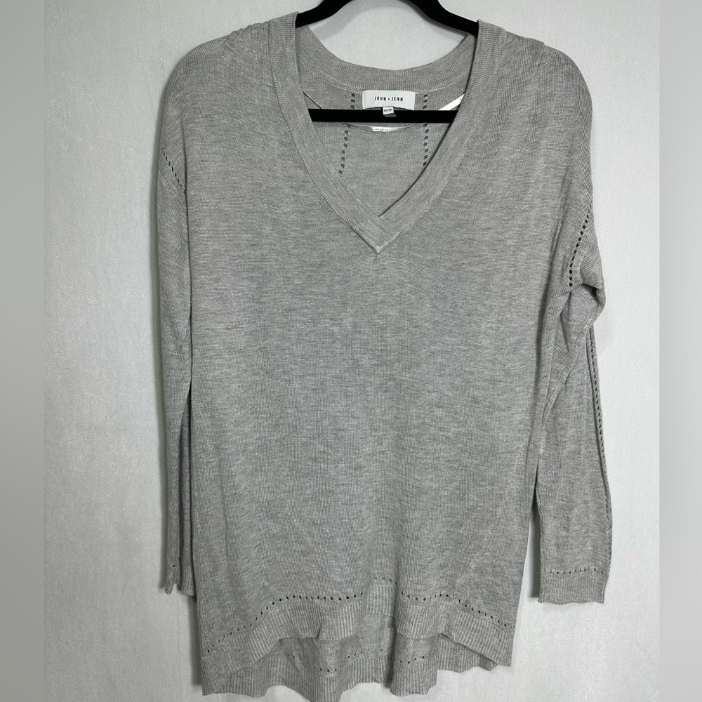 John + Jenn‎ Womens Gray Pointelle V-Neck Spun Rayon Lightweight Sweater XS